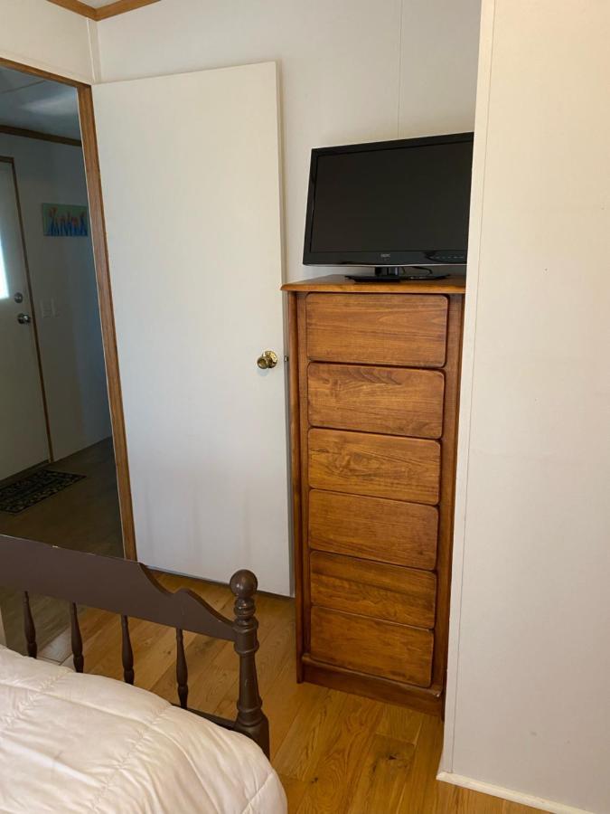 Вилла Edgewater Getaway Порт-Лавака Экстерьер фото
